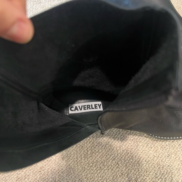 CAVERLY Black Leather Jamie Stud Trim Boots Size 40/US 9 - Picture 8 of 9